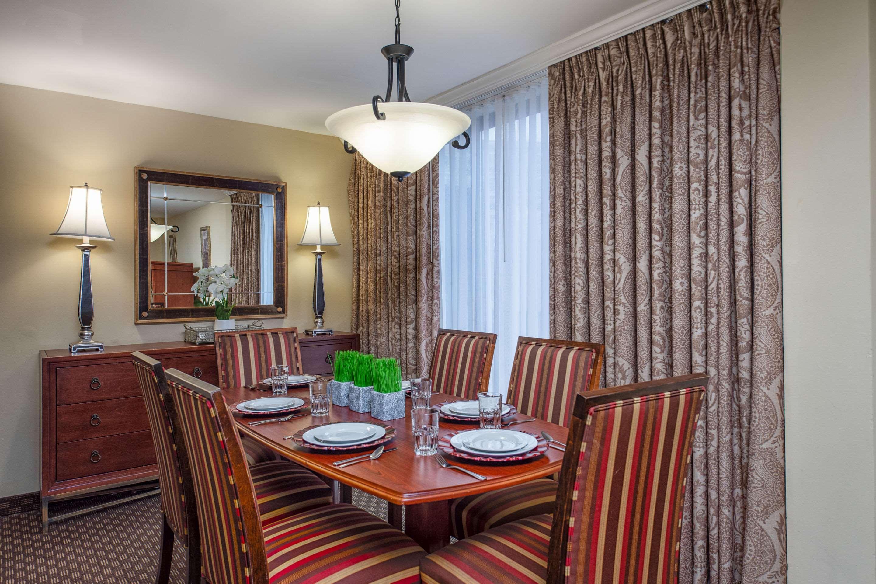 Clarion Collection Hotel Arlington Court Suites Екстер'єр фото